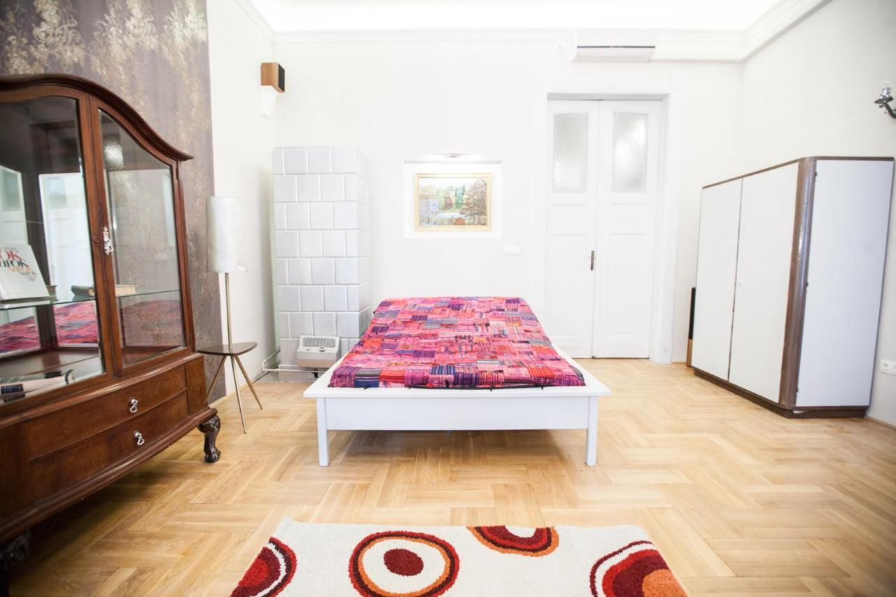 N40 By Small Home Budapest Exterior photo
