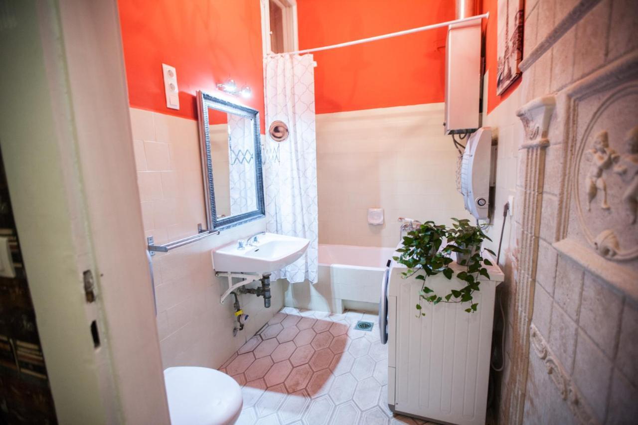 N40 By Small Home Budapest Exterior photo